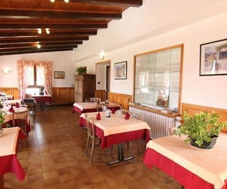 Sainte-Énimie Hotel Du Mont Servy מראה חיצוני תמונה