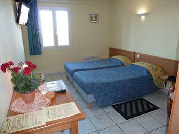 Sainte-Énimie Hotel Du Mont Servy מראה חיצוני תמונה